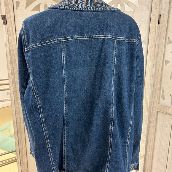 Quacker Factory Denim Jacket with Sequins White Stitch Collar Size 1X - Picture 9 of 10